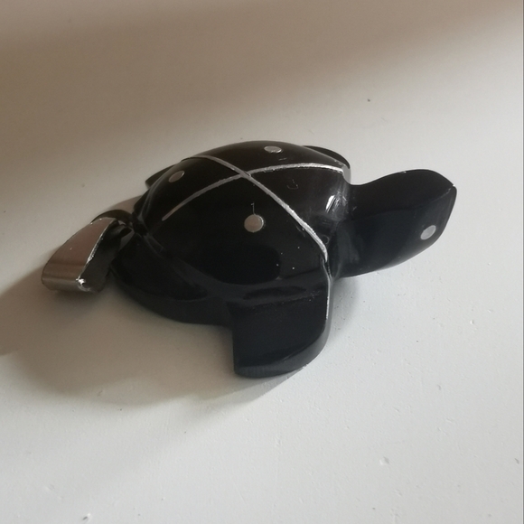Vintage Turtle Charm Pendant - Picture 2 of 6